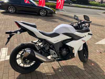 Suzuki GSX250R
