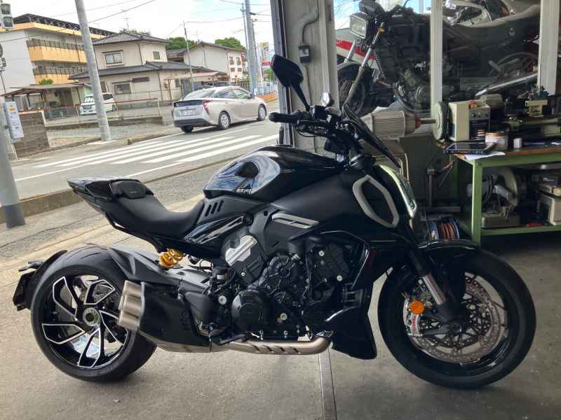 Ducati Diavel 2023