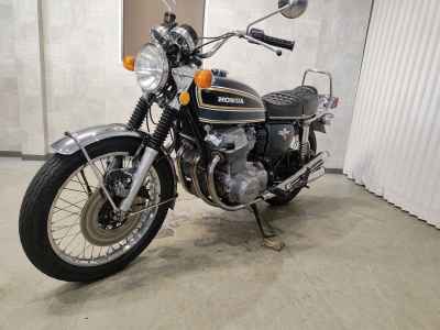 Honda CB750F 2023
