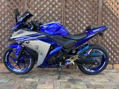Yamaha YZF-R25 2016