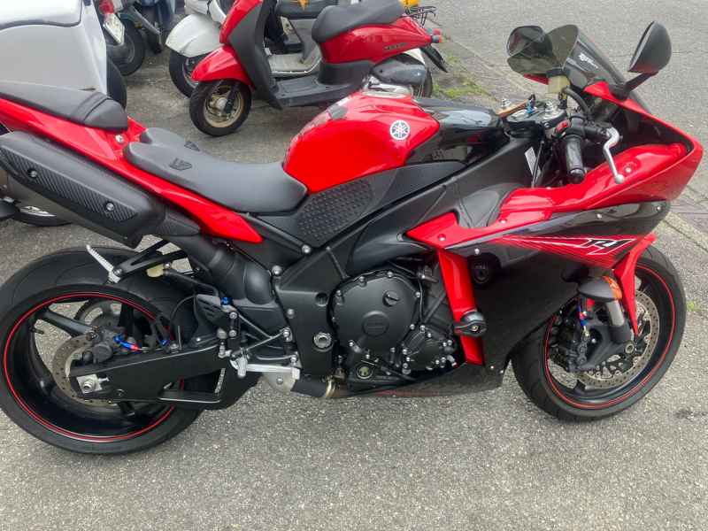 Yamaha YZF-R1 2014