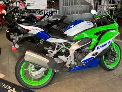 Kawasaki Ninja ZX-4 2024