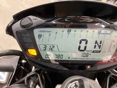 Suzuki SV650X 2023