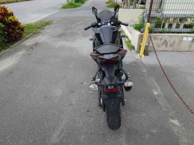 Yamaha YZF-R25 2015