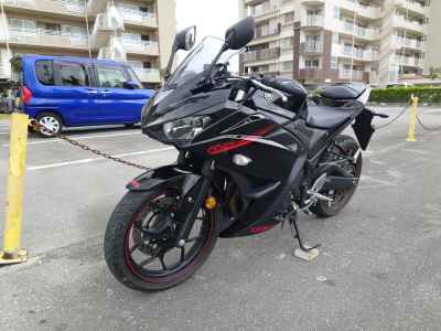 Yamaha YZF-R25 2015