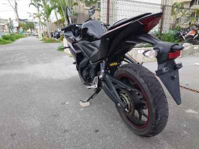 Yamaha YZF-R25 2015