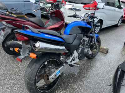 Honda CB250F 2007