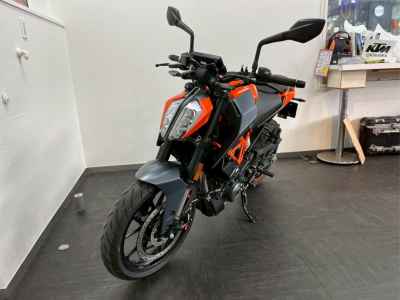 KTM 390 Duke 2025
