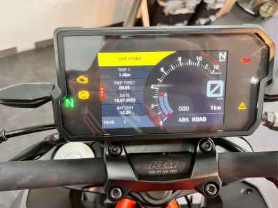 KTM 390 Duke 2025