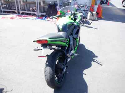 Kawasaki Ninja 400R 2011