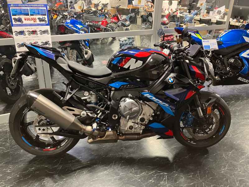 BMW M1000R 2023