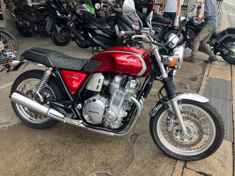 Honda CB1100 2022