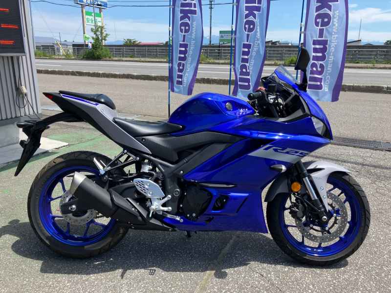 Yamaha YZF-R25 2021