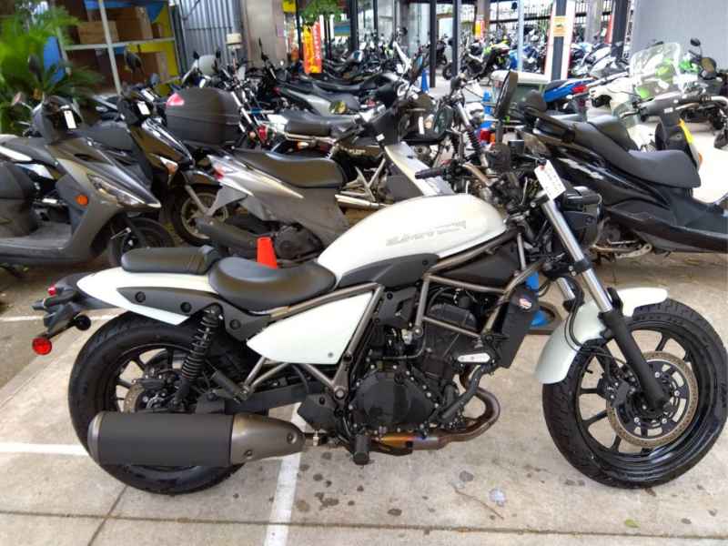 Kawasaki Eliminator 400 2023