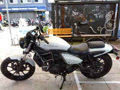 Kawasaki Eliminator 400 2023