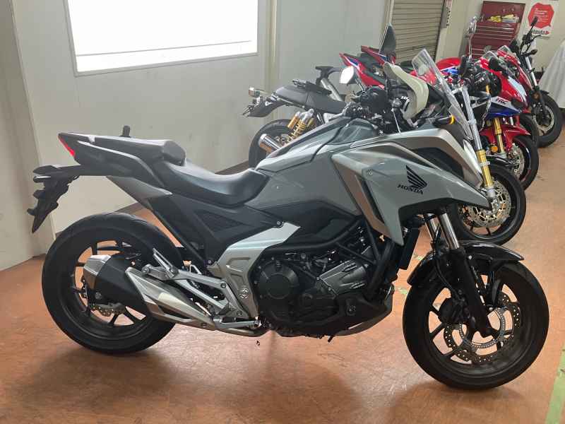 Honda NC750X 2023