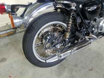 Kawasaki W800 2022