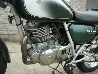 Suzuki ST250E