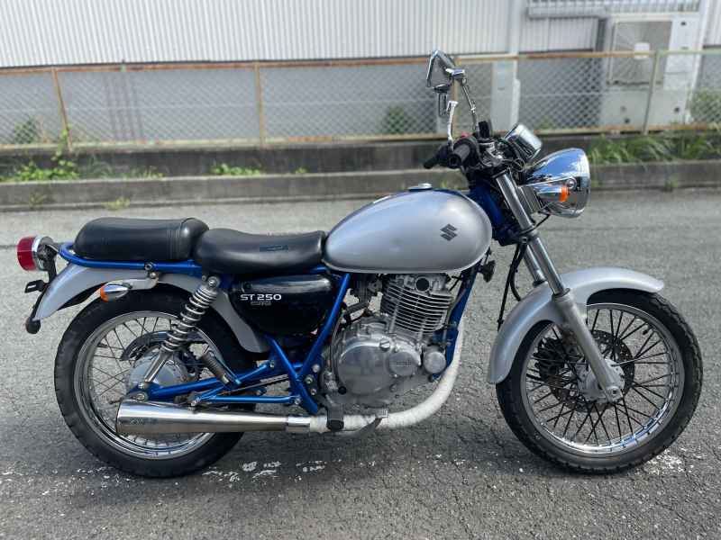 Suzuki ST250E