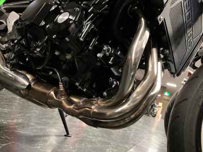 Kawasaki Z900RS 2024
