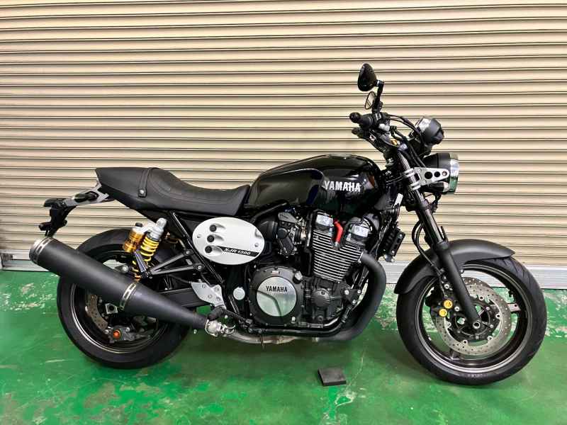 Yamaha XJR1300C