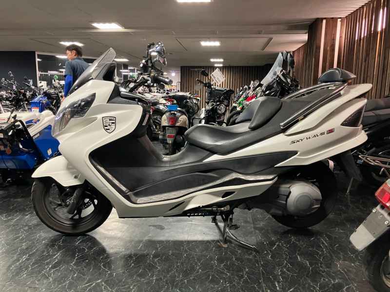 Suzuki Skywave 400
