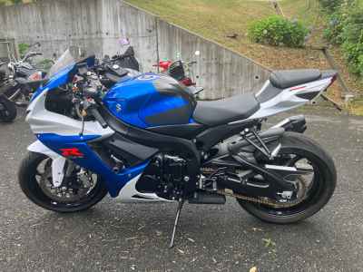 Suzuki GSX-R750 2015