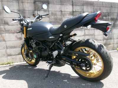 Kawasaki Z900RS SE 2024