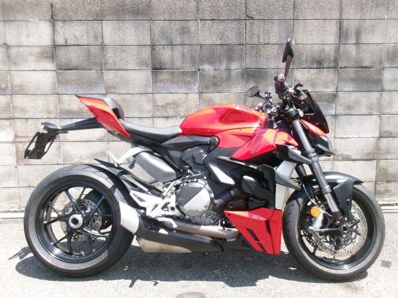 Ducati Streetfighter V2 2022