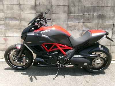 Ducati Diavel 2012