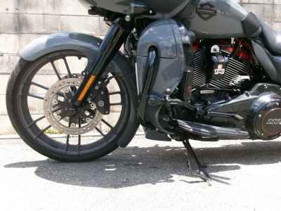Harley-Davidson Road Glide FLTRXSE1923 CVO 2017