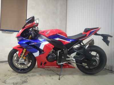 Honda CBR1000RR-R SP 2021