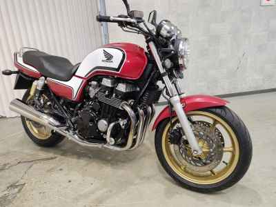 Honda CB750 2006