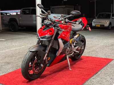 Ducati Panigale V2 2022