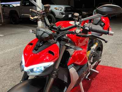 Ducati Panigale V2 2022