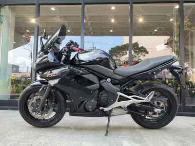 Kawasaki Ninja 400R 2010