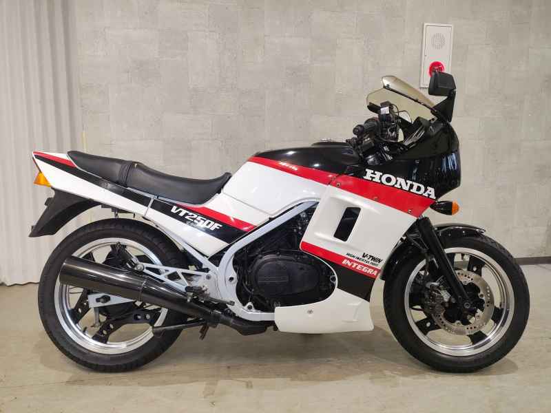 Honda VTR250