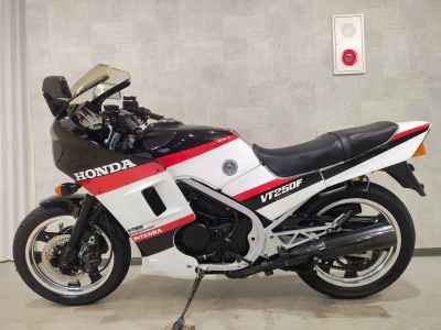 Honda VTR250