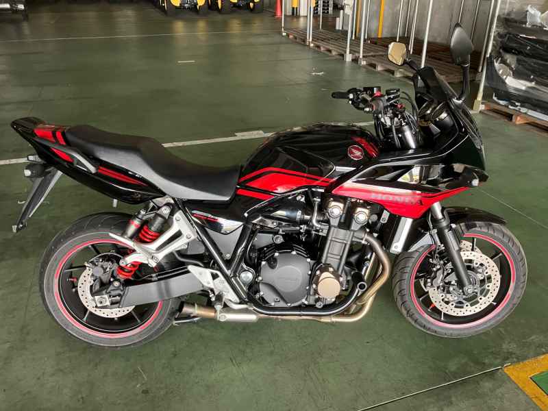 Honda CB1300SF 2016