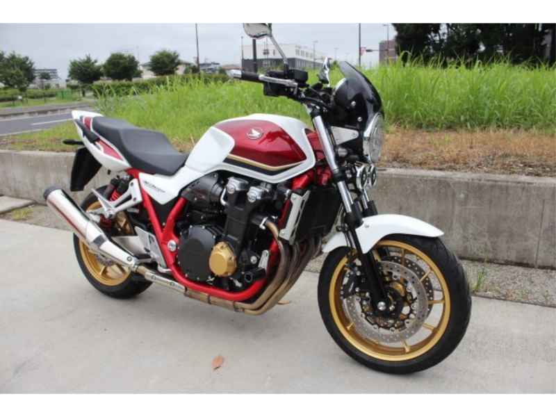 Honda CB1300SF 2022