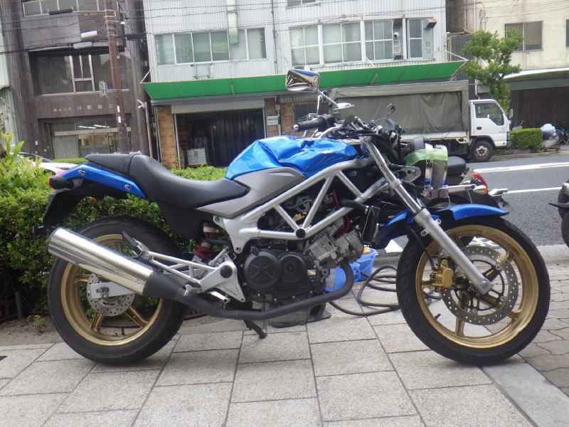 Honda VTR250 2011