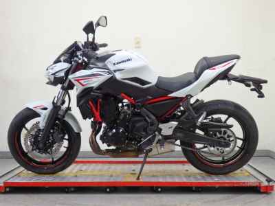 Kawasaki Z650 2022