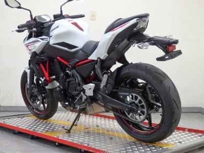 Kawasaki Z650 2022