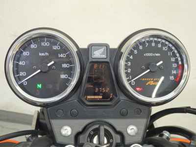 Honda CB400SF 2018