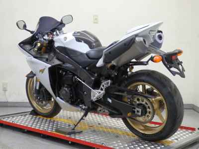 Yamaha YZF-R1 2013