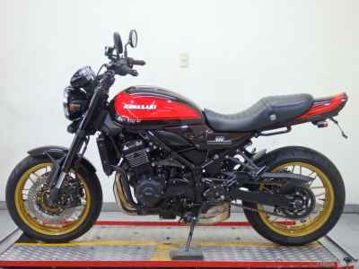 Kawasaki Z900RS 2022