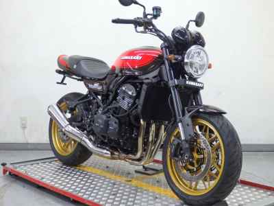 Kawasaki Z900RS 2022