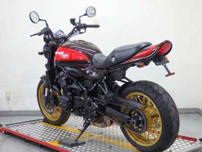 Kawasaki Z900RS 2022