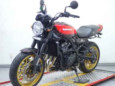 Kawasaki Z900RS 2022