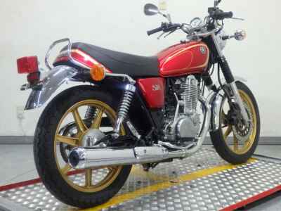 Yamaha SR400 2010